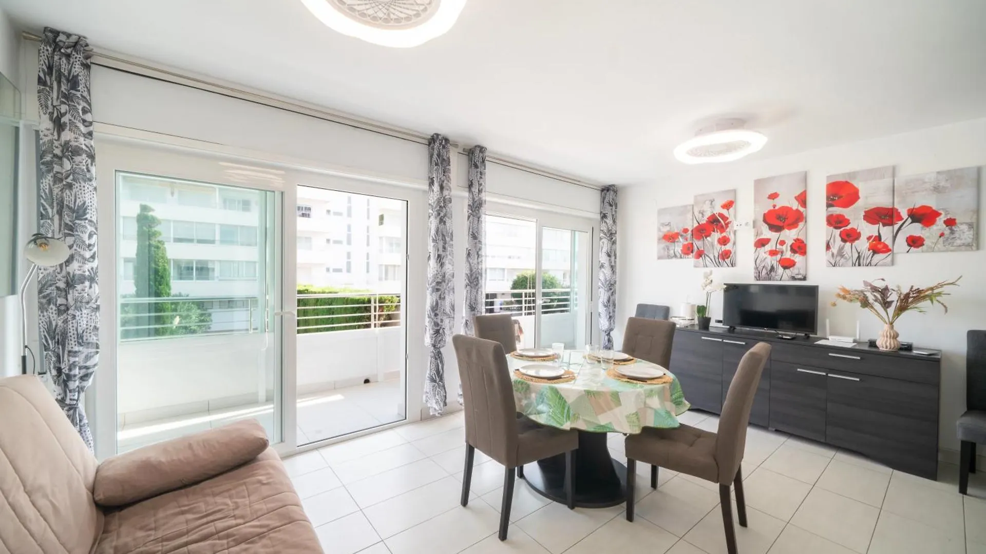 شقة Welhomy Magnifique Appartement Santa Margarida Roses Estany إسبانيا